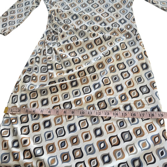 J. McLaughlin Catalina Cloth Retro Mod Knee Length Dress Brown Cream V-Neck Med - Picture 14 of 15
